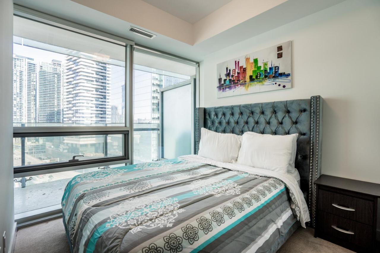 Aaira Suites 토론토 외부 사진