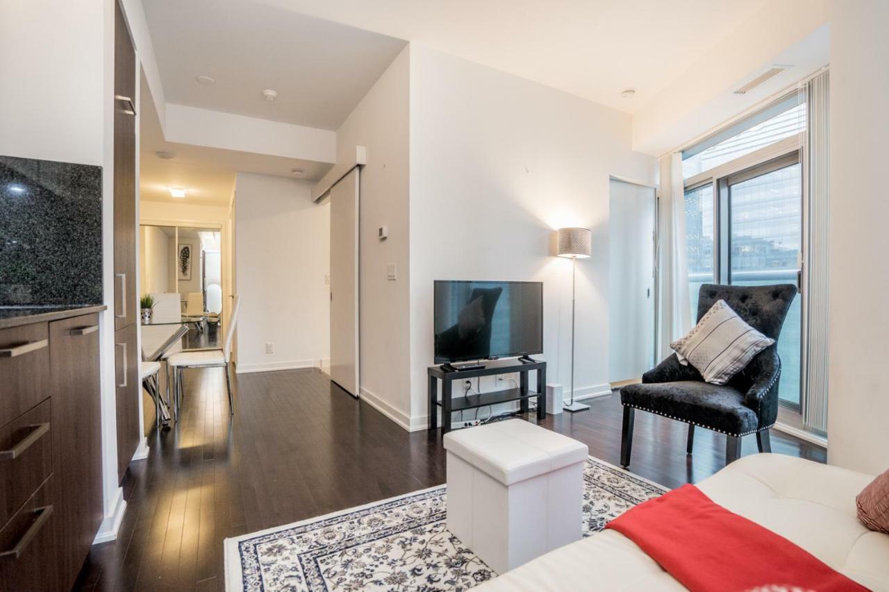 Aaira Suites 토론토 외부 사진