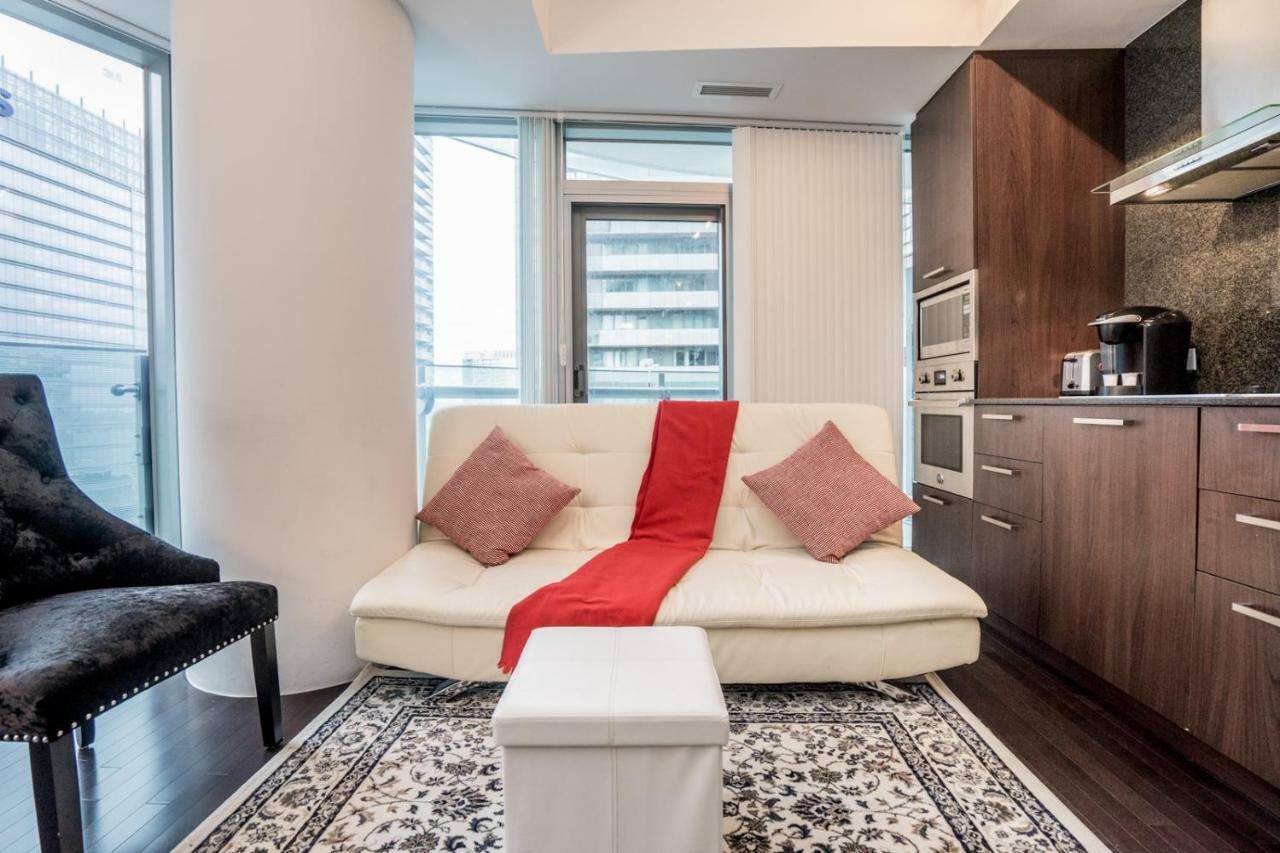 Aaira Suites 토론토 외부 사진