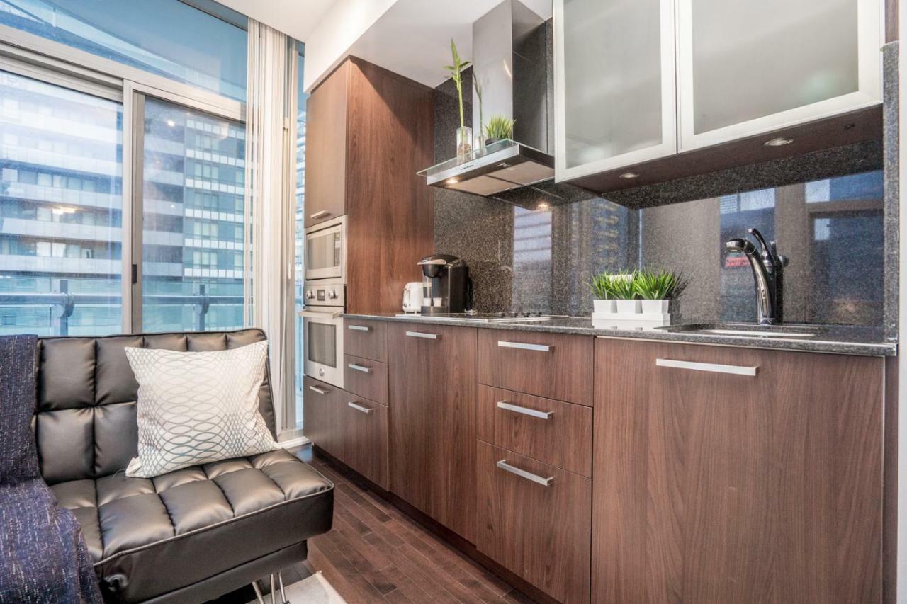Aaira Suites 토론토 외부 사진