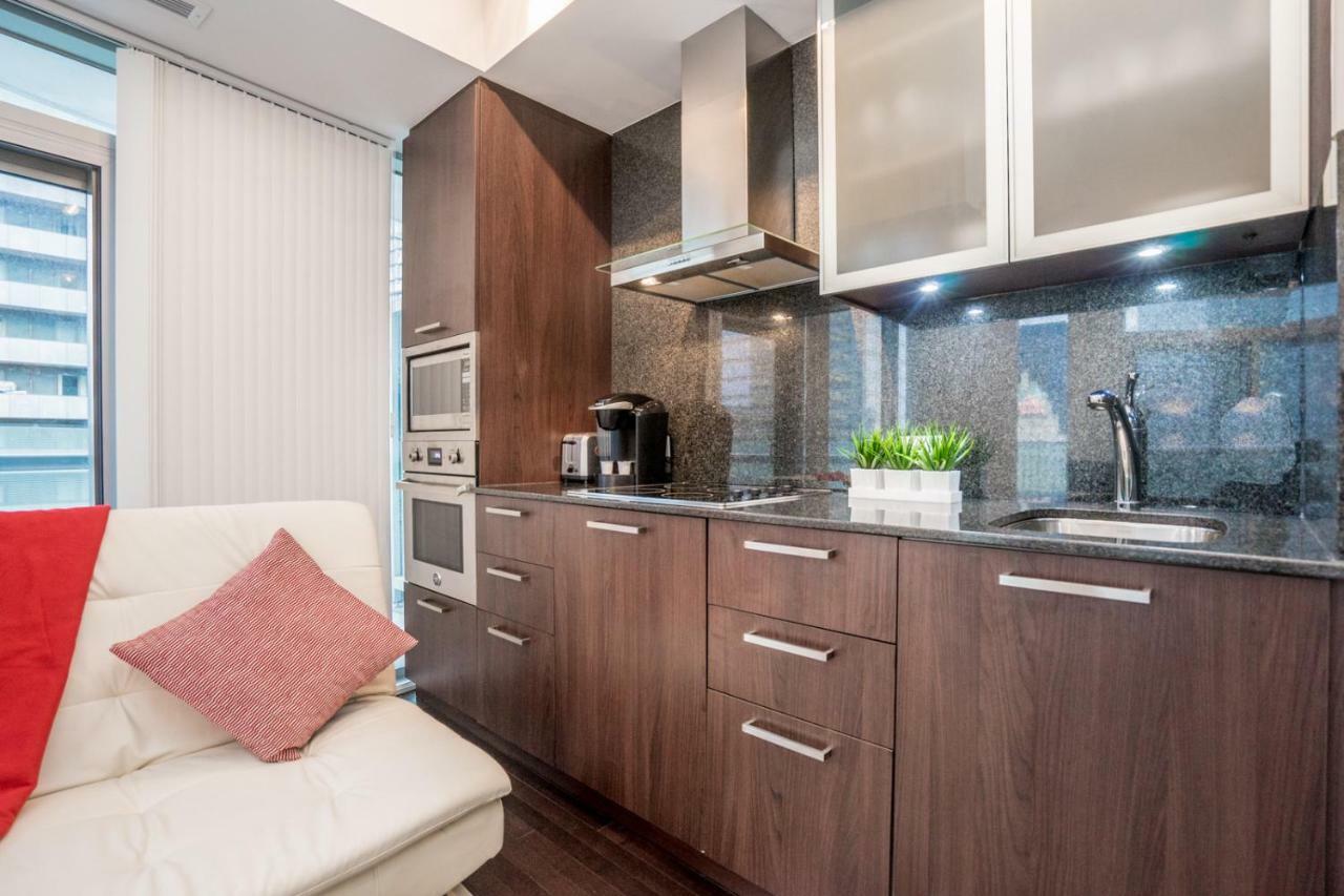 Aaira Suites 토론토 외부 사진