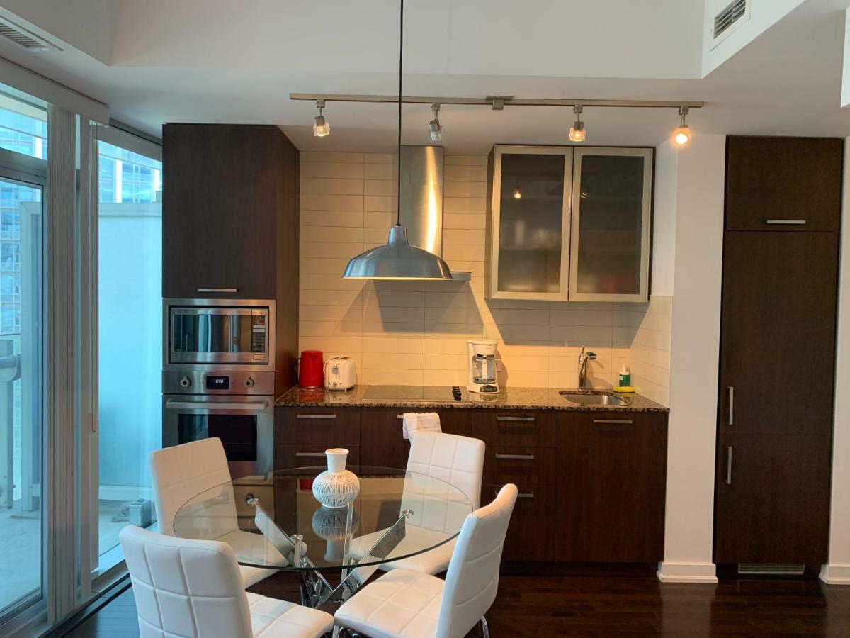 Aaira Suites 토론토 외부 사진