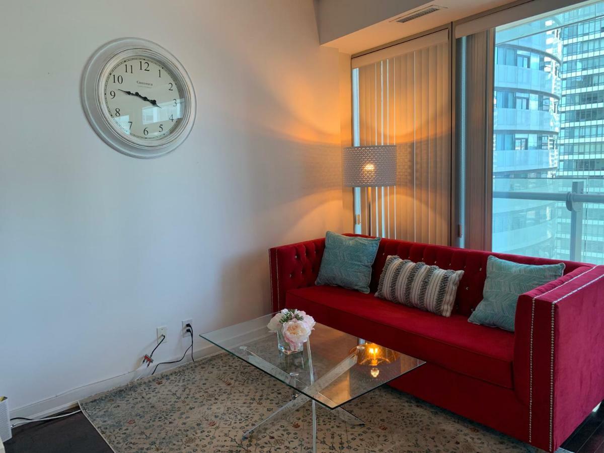 Aaira Suites 토론토 외부 사진