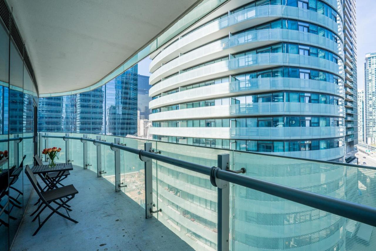 Aaira Suites 토론토 외부 사진